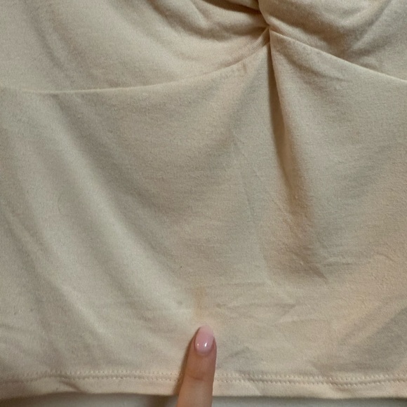 Gaze‎ Cream Ruffle Blouse - Picture 5 of 6